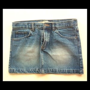Y2K Mini denim skirt from Zara